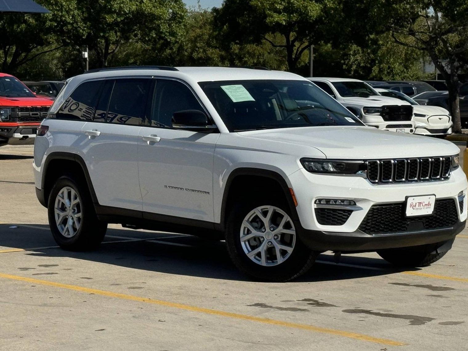 JEEP GRAND CHEROKEE 2023 1C4RJHBG7PC523960 image